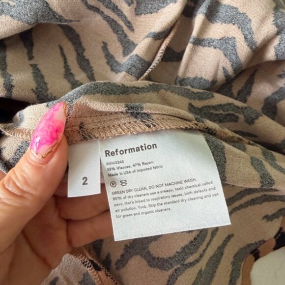 NWT Reformation Sarah Dress in Rajah Print – Size 2 - Picture 4 of 5